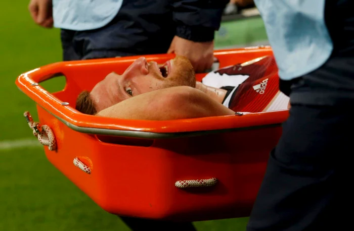 Fundaşul Sampdoriei a părăsit terenul pe targă, în lacrimi