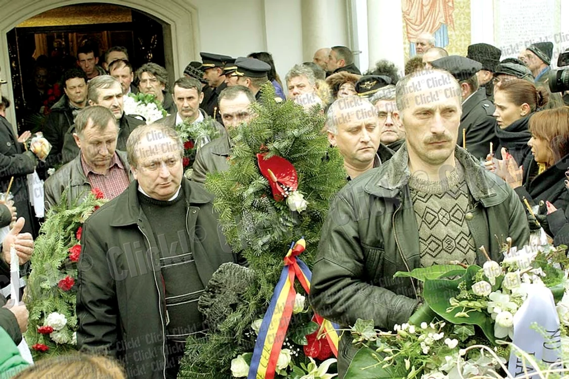 † Adrian Iovan aşa  cum se simţea el  cel mai bine: în  cabina avionului