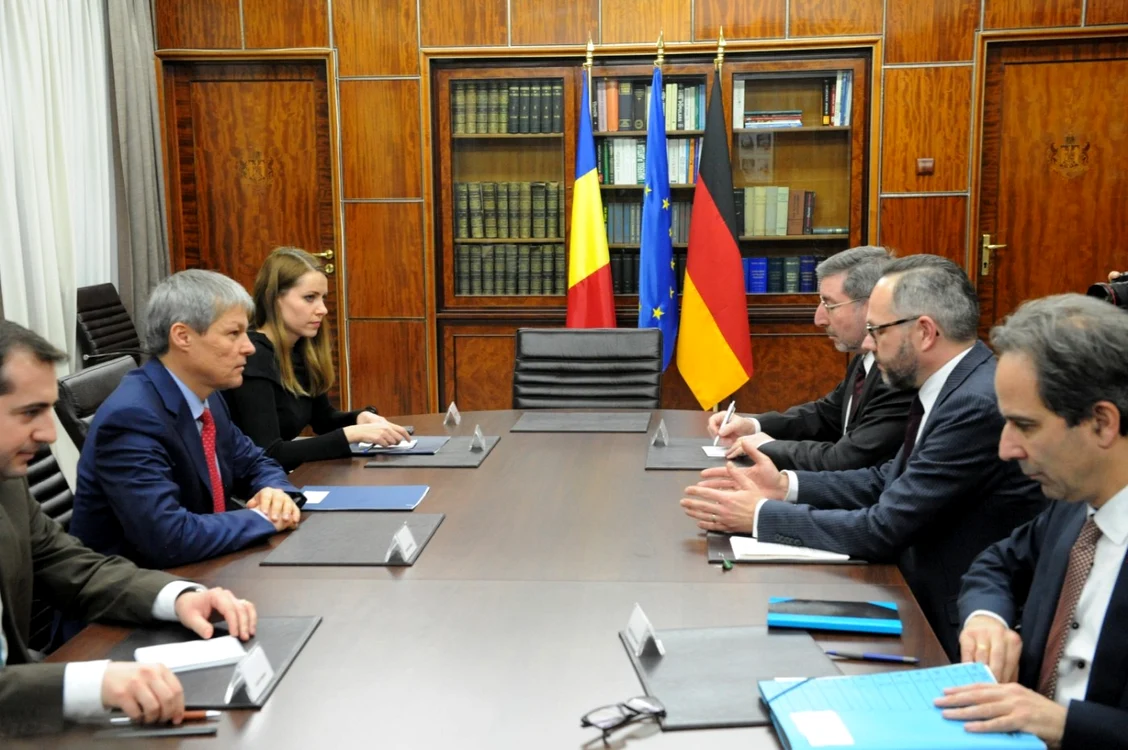michael roth dacian ciolos foto via Ambasada Germaniei la Bucureşti