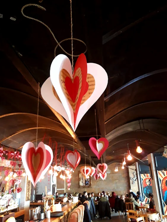 Un decor realizat de Valentine”s Day FOTO arhiva personală