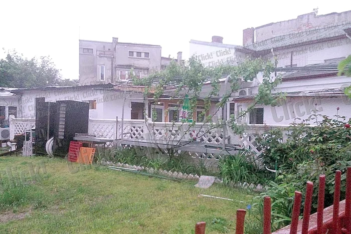 Fiica de 16 ani a lui Adi  Minune a fugit sâmbătă  noaptea de acasă, de  sub nasul familiei