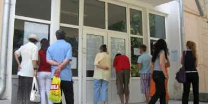 Bacău: Patru medii de 10 la bacalaureat în tot județul