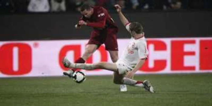 Dinamo şi CFR se luptă pentru un loc în finala Cupei 
