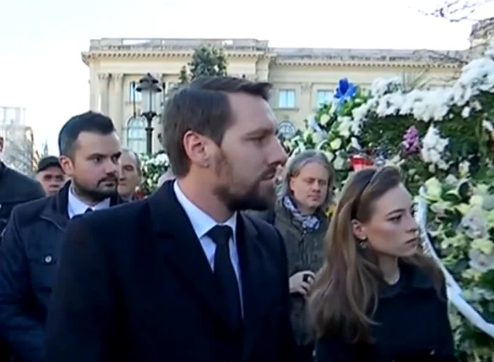 fostul principe nicolae la palatul regal 2 jpeg