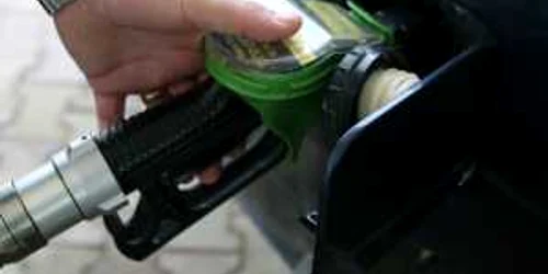 Şoferii au la dispoziţie două zile pentru a beneficia de reducerea preţului la carburant