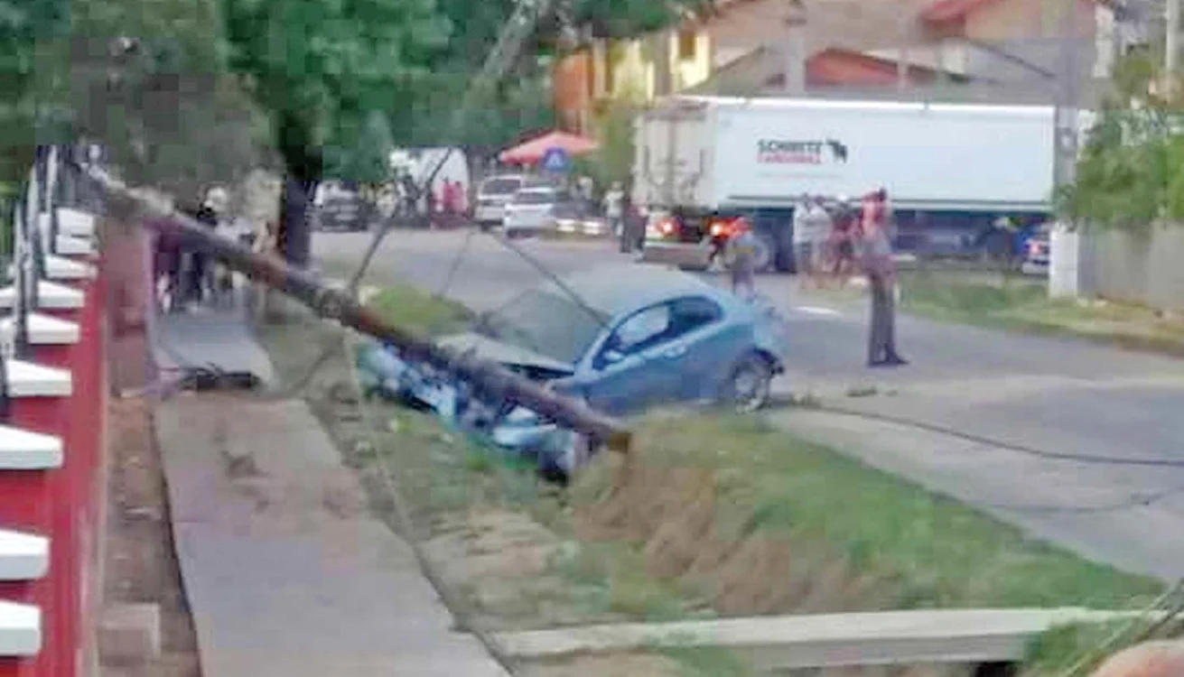 
    Scena accidentului,  imediat după tragedie  