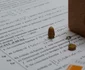 Căşti pentru copiat folosite la examene precum Bacalaureat 2020 în Vâlcea Foto YouTube