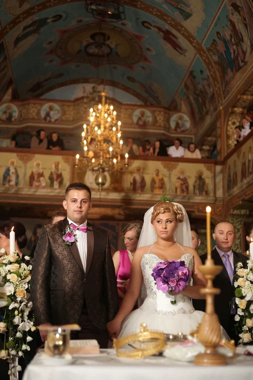 Cornelia şi Lupu Rednic au fost naşi la o nuntă cu 1.000 de invitaţi.