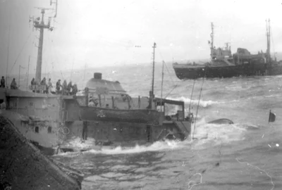 Tragedia navei Sadu Colecție Constantin Cumpănă jpg