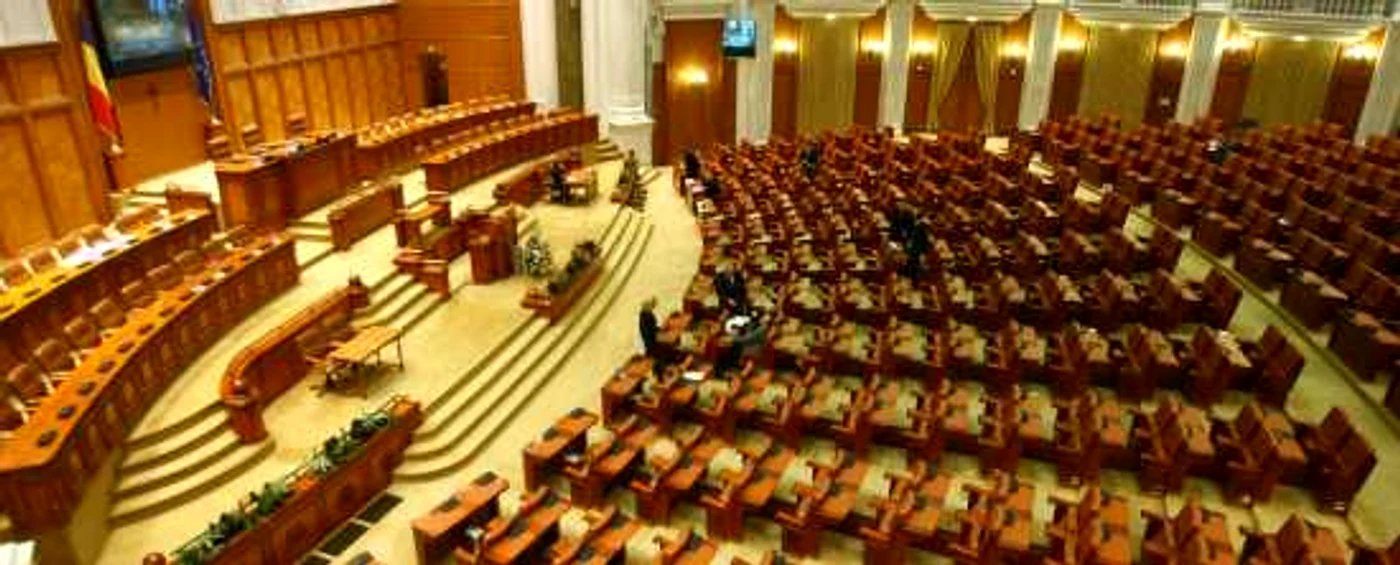 Plenul Parlamentului FOTO Marian Iliescu