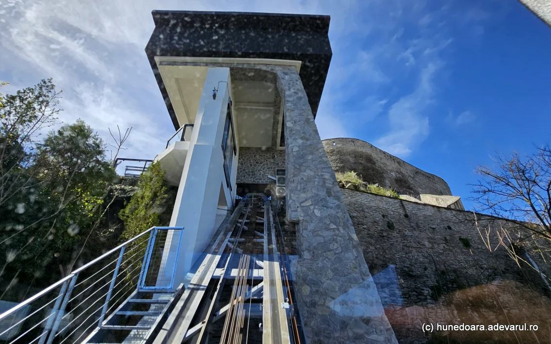 Cetatea medievala Deva  Foto Daniel Guță  ADEVĂRUL (36) jpg