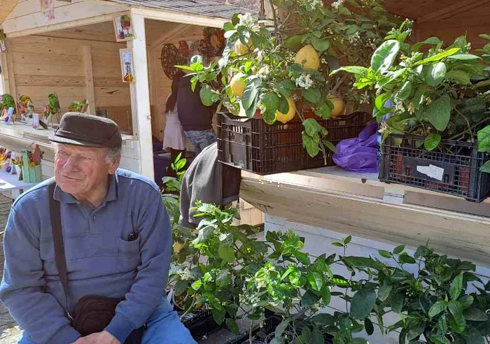 Ioan Szakacs își vinde producția în târguri sau piețe FOTO Adevărul