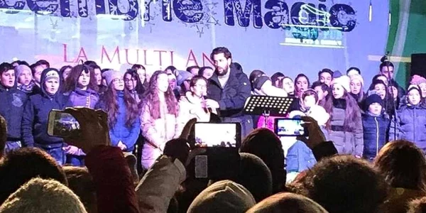 CEZAR OUATU LA RÂMNICU VÂLCEA DE ZIUA ROMÂNIEI ŞI A CENTENARULUI FOTO FB CEZAR OUATU