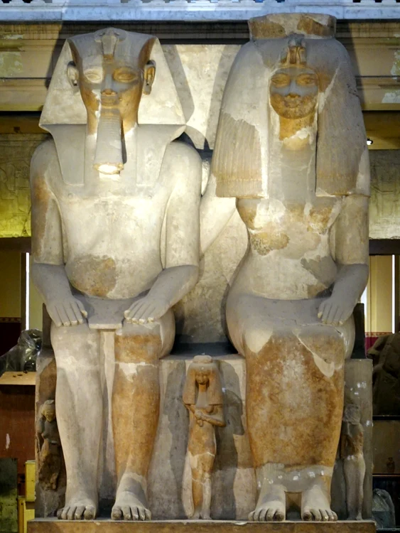 Amenophis III Regina Tiye jpg jpeg