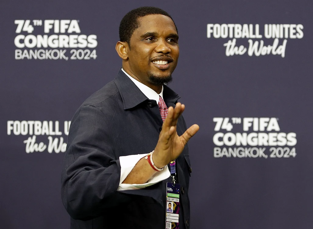 Samuel Eto'o este de partea lui Gianni Infantino