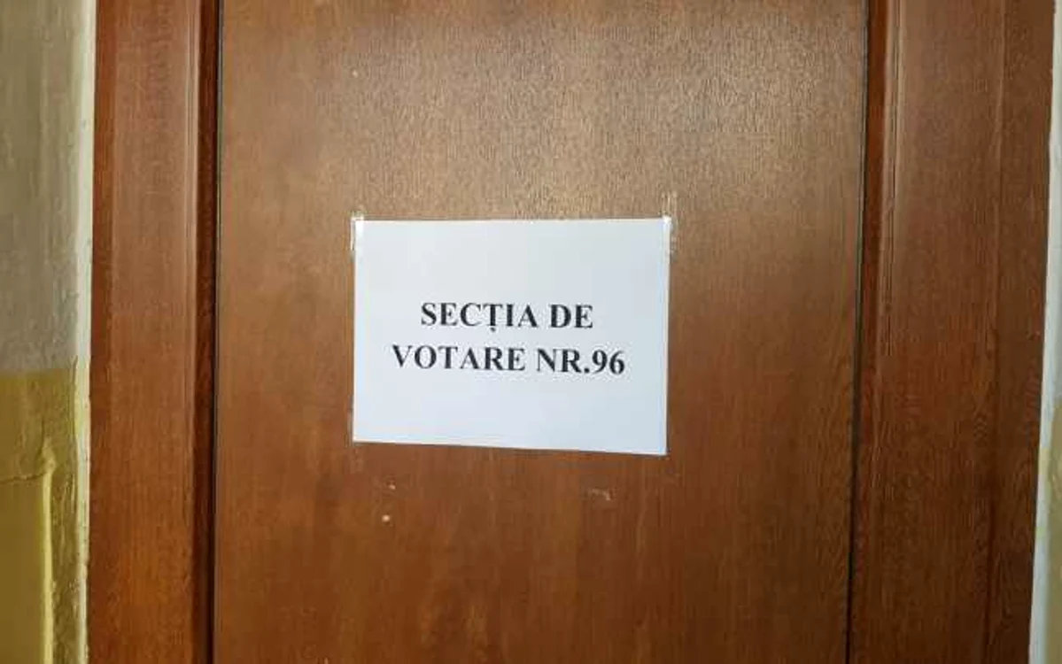 Secţiile de votare au fost deschise la ora 07.00 FOTO Călin Gavrilaş