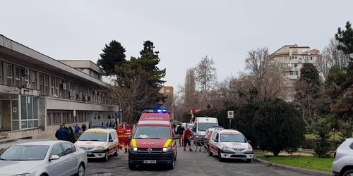 ambulanta smurd spital constanta foto calin gavrilas
