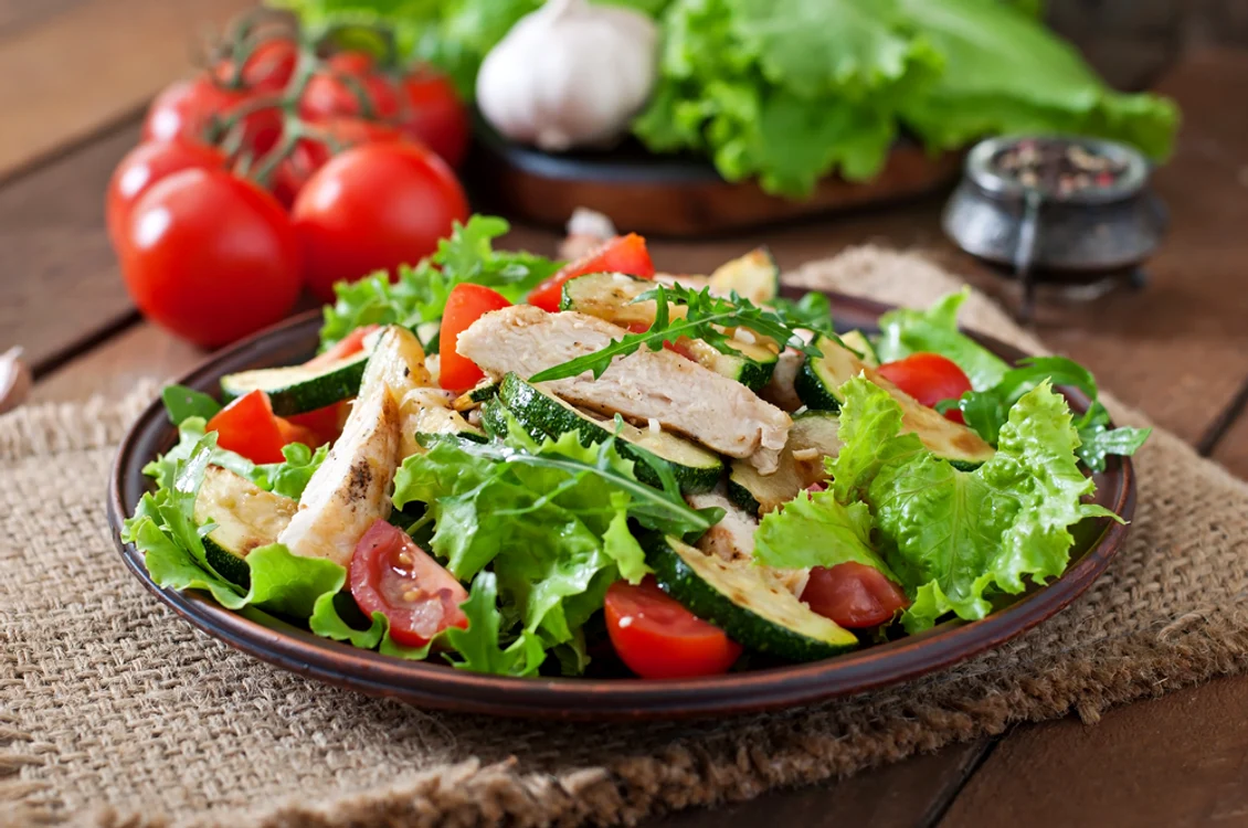Salata este recomandată în această perioadă   Foto: Shutterstock