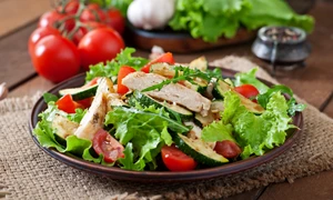 Salata friptura Foto shutterstock 295931429 jpg