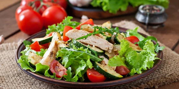 Salata friptura Foto shutterstock 295931429 jpg