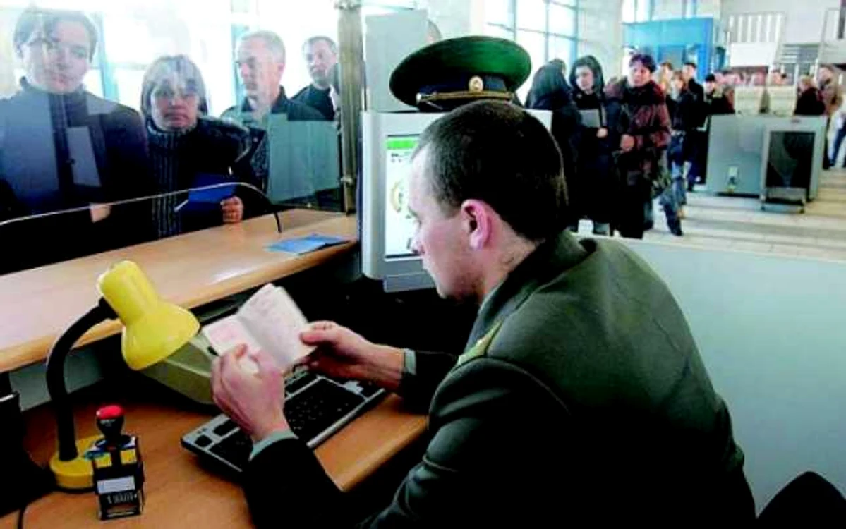 Poliţiştii de la Imigrări au început controalele pe teren