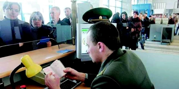 Poliţiştii de la Imigrări au început controalele pe teren