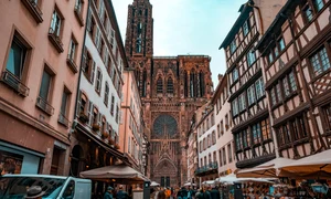 cathedral 4569674 1280 jpg