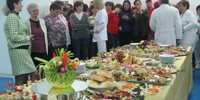 Reşiţa: ORAŞUL PE SCURT / Mâncare ecologică la liceu