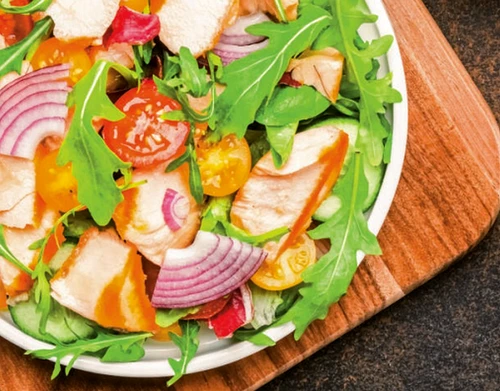 salata cu ton si legume proaaspete jpg