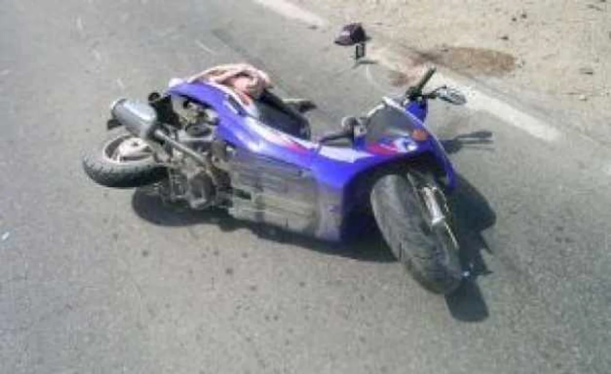 Bărbatul a căzut cu motoscuterul în şanţ                                                                 FOTO: Arhivă