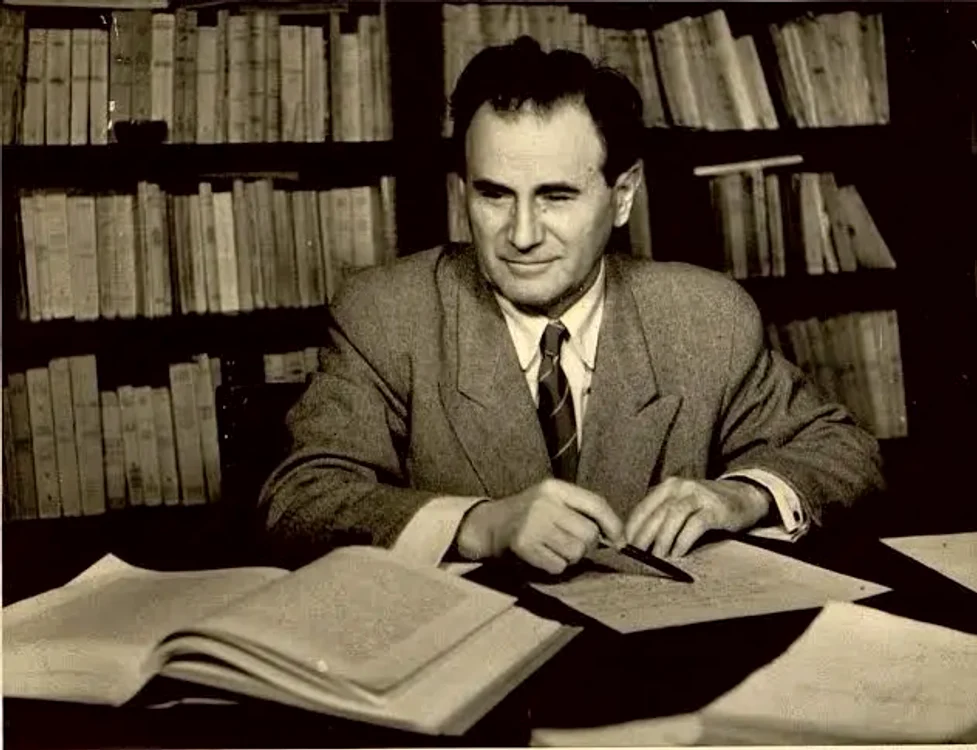 Camil Petrescu rămâne în istorie inițiatorul romanului modern românesc.