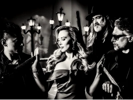 IIulia Vântur și-a lansat noul videoclip la piesa “Raat Baki”