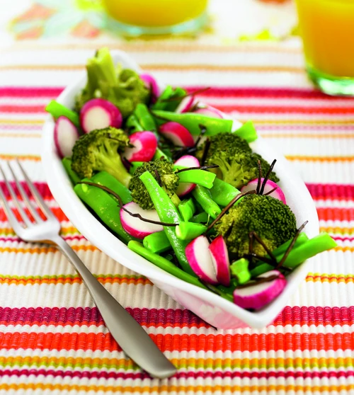 Green bean,broccoli,radish and Arame seaweed salad jpeg
