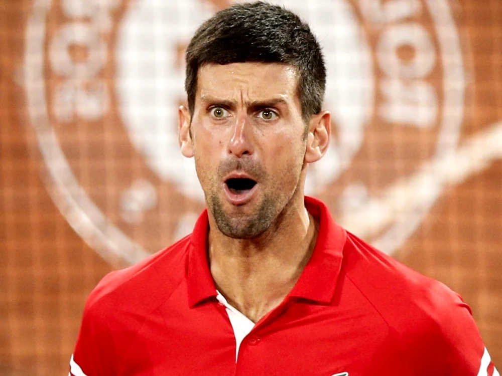Novak Djokovici, deţinătorul trofeului la Australian Open, refuză să zică dacă e vaccinat sau nu