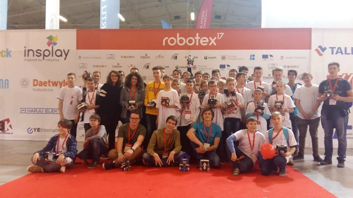 Elevi din Constanţa premiaţi la Robotex - festivalul roboţilor - Tallin Estonia Sursa Liceul Internaţional de Informatică din Constanţa