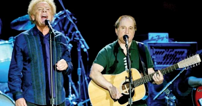 Duetul Art Garfunkel - Paul Simon a fost inclus în 1990 în Rock and Roll Hall of Fame  