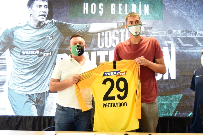 
    Costel Pantilimon a semnat cu Denzilispor anul trecut  