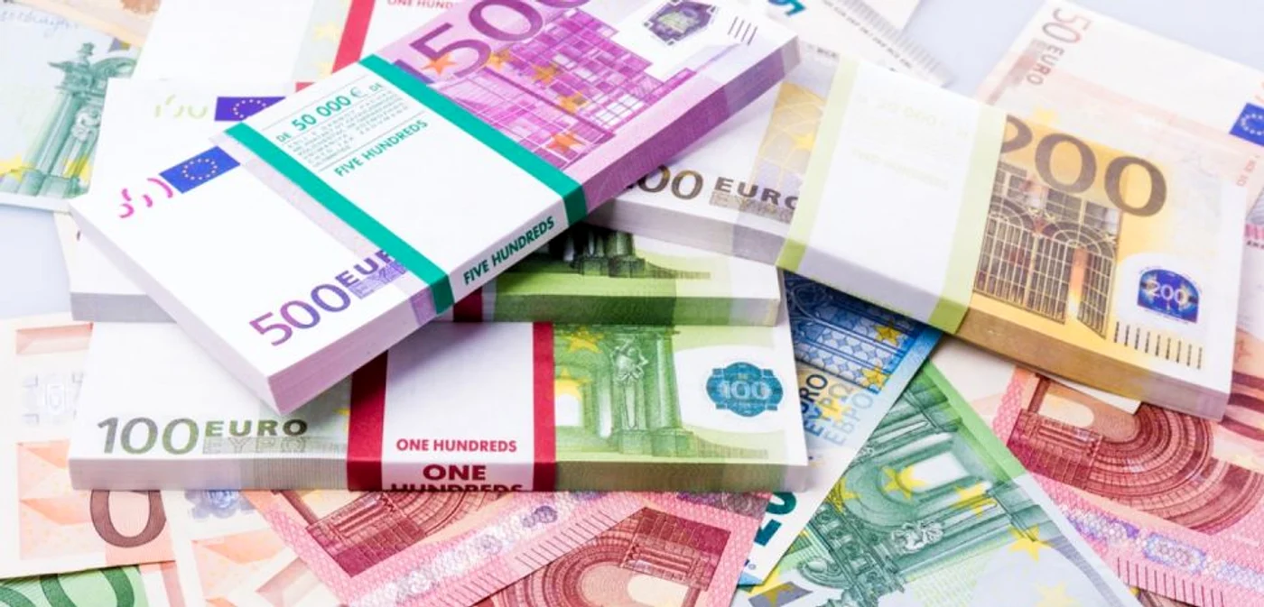 teancuri de bancnote de euro