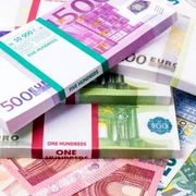 Bancnote Euro FOTO Shutterstock