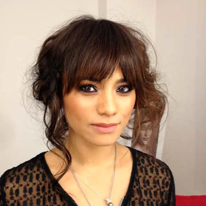 
    Aylin este înconjurată de toţi prietenii FOTO: Arhiva personală  