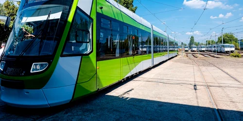Tramvai FB nicușor dan jpg