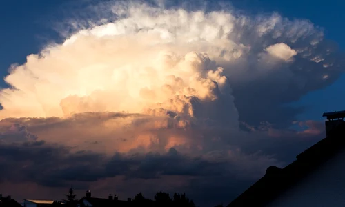 thunderstorm 3213885 1280 jpg