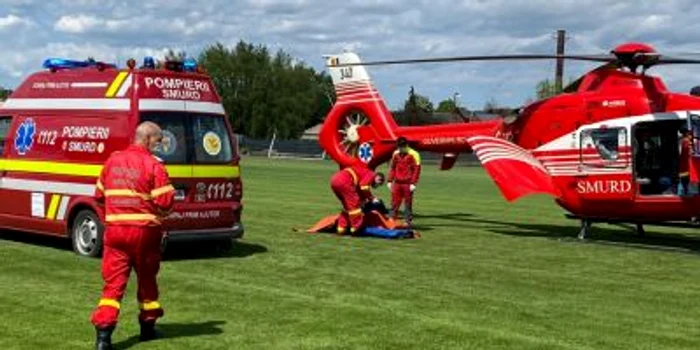 Victima a fost preluată de elicopterul SMURD. Foto: ISU Alba