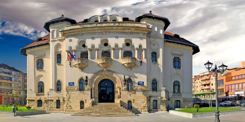 primaria campulung foto Facebook jpg