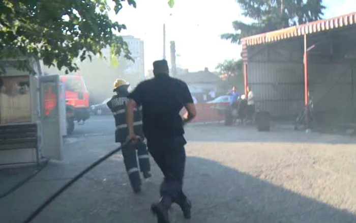 Locuinţa a fost grav avariată de flăcări FOTO: adevarul.ro