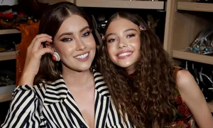 iulia albu si fiica ei mikaela jpg