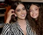 Iulia Albu și fiica ei, Mikaela 