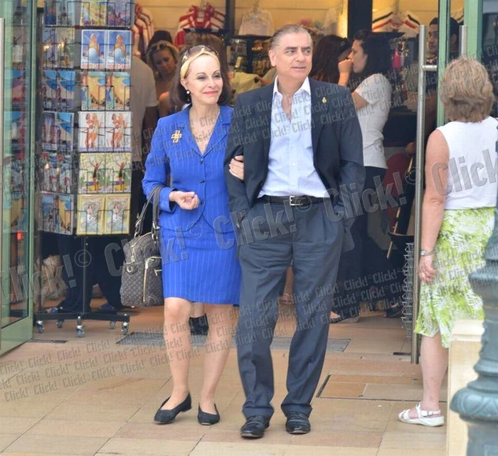 Giulia Nahmany, alături de Alina şi Elan Laufer, la premiera fillmului "Love by design"