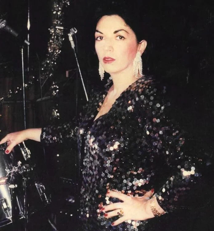 Carmen Muresan alias Carmen Harra