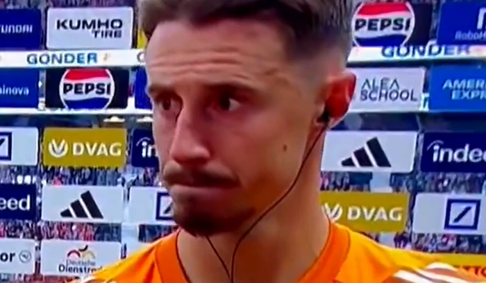 Marco Friedl a fost confundat cu un adversar, al cărui tricou îl purta la declarații (FOTO: X)